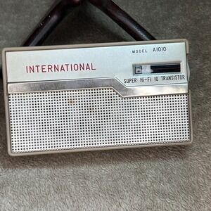 Vtg 1960s International Model A1010 Super HI-FI Transistor Radio Leather Case‎